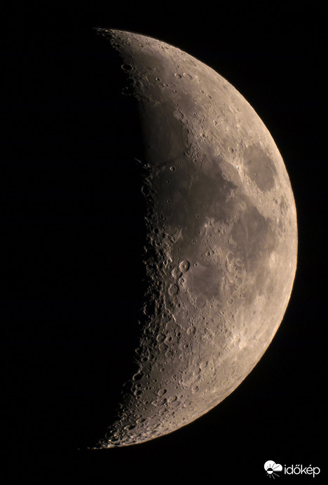 Luna portré