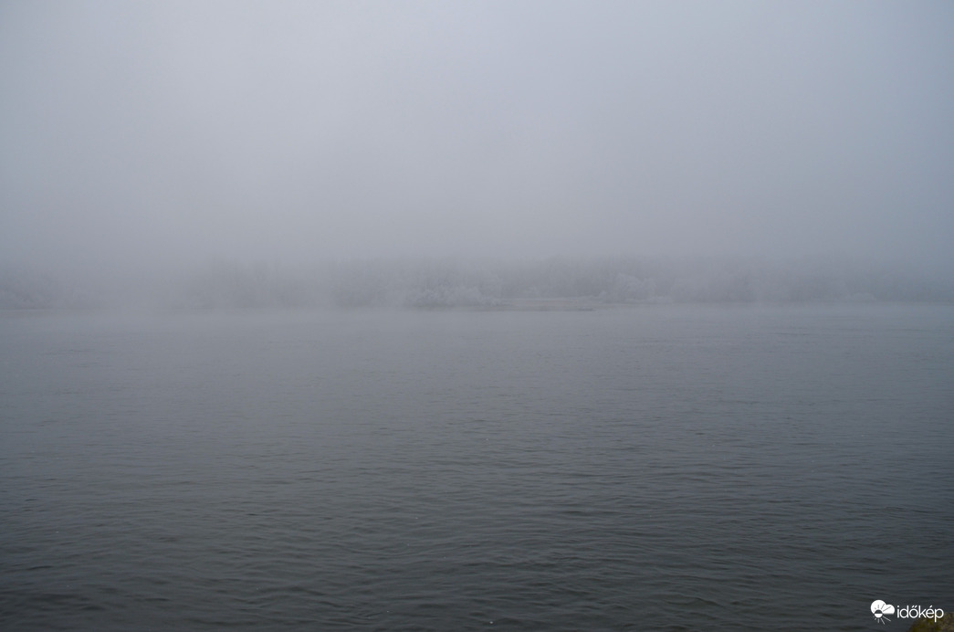 A ködös Duna
