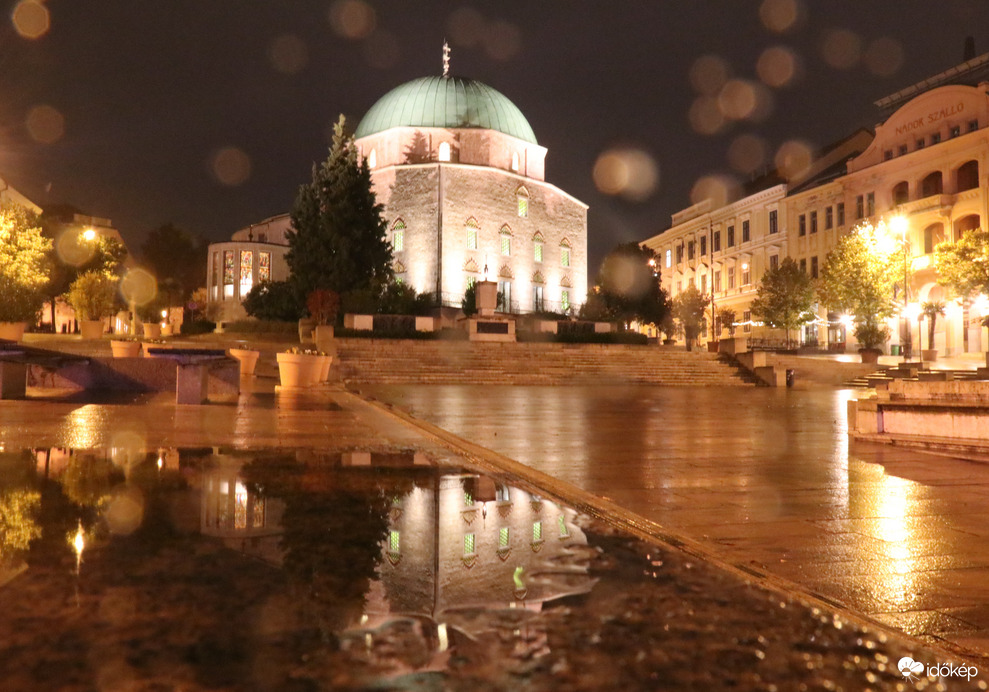 Őszi séta Pécsett