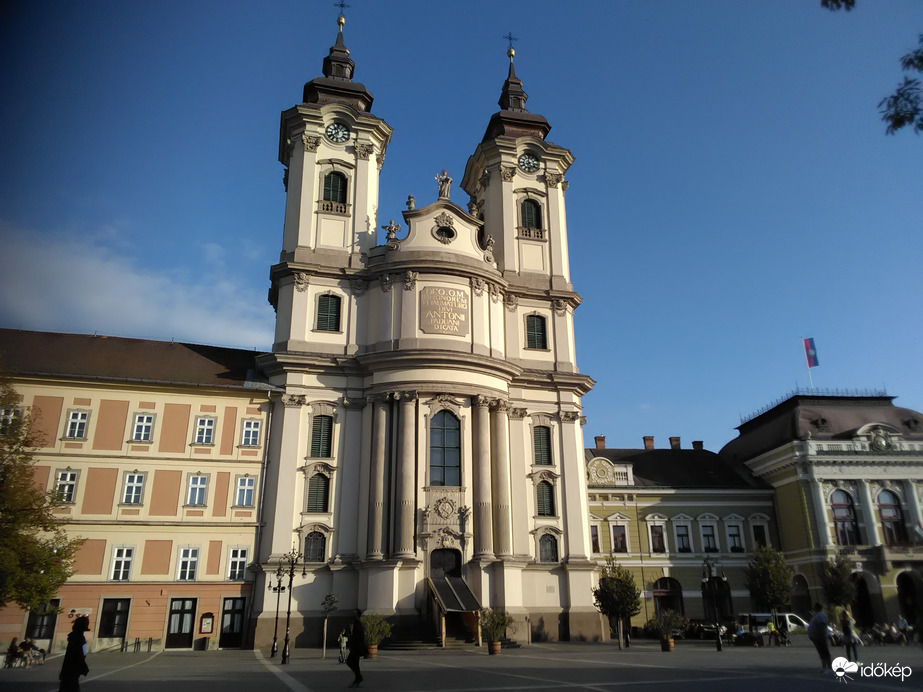 Eger, Dobó tér