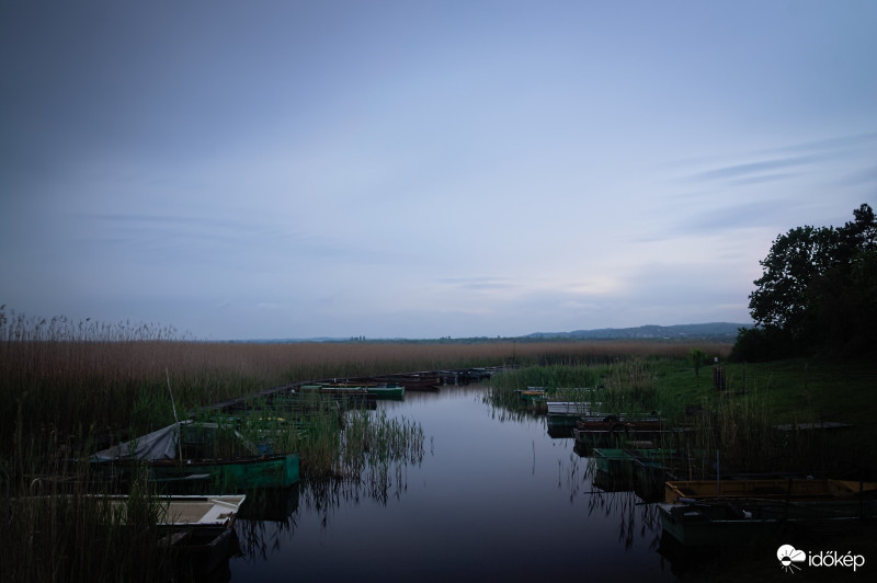 Egy perc esős délután