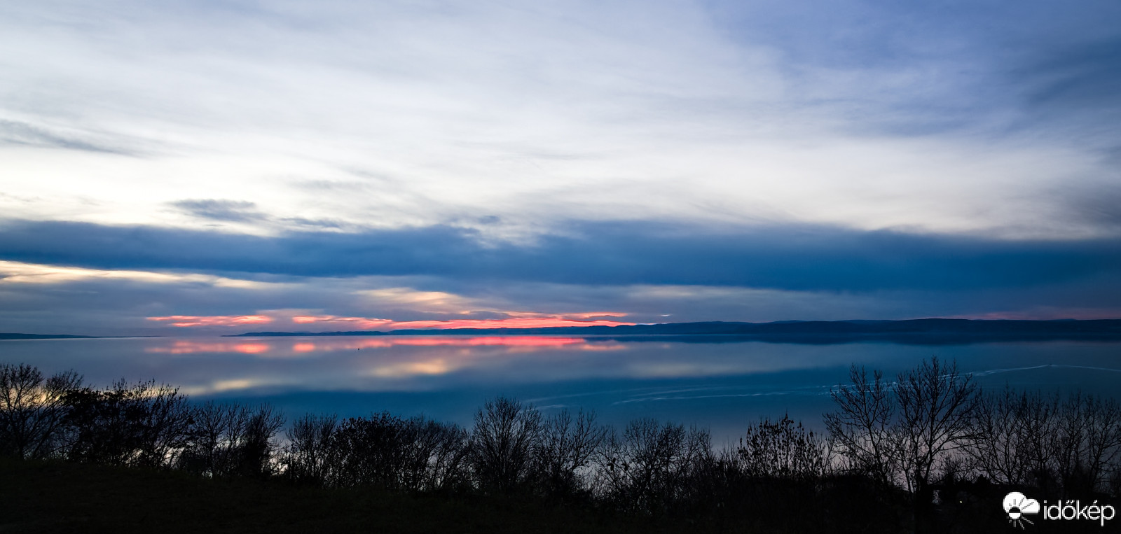 A Balaton felett