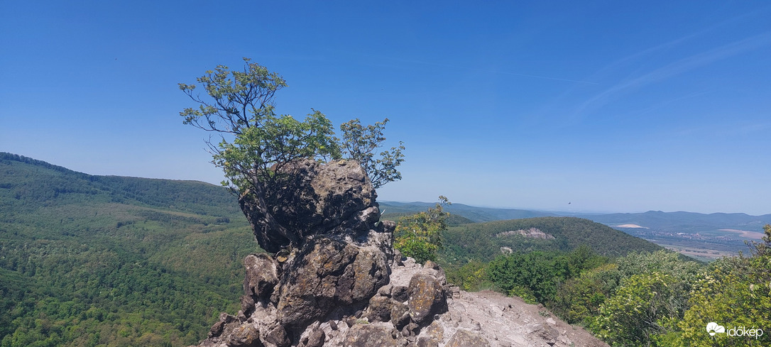 Vadálló-kövek