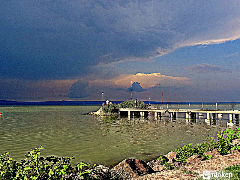 Vihar előtt Balatonlellén