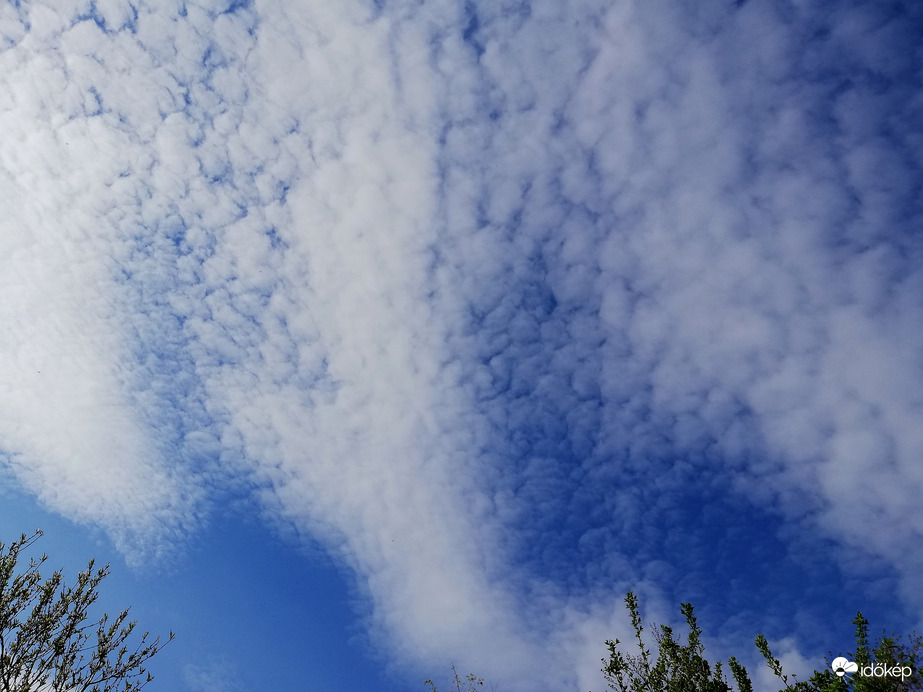 Polgárdi, délutáni felhők