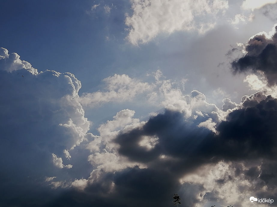 Polgárdi, itt is gomolyos délután2