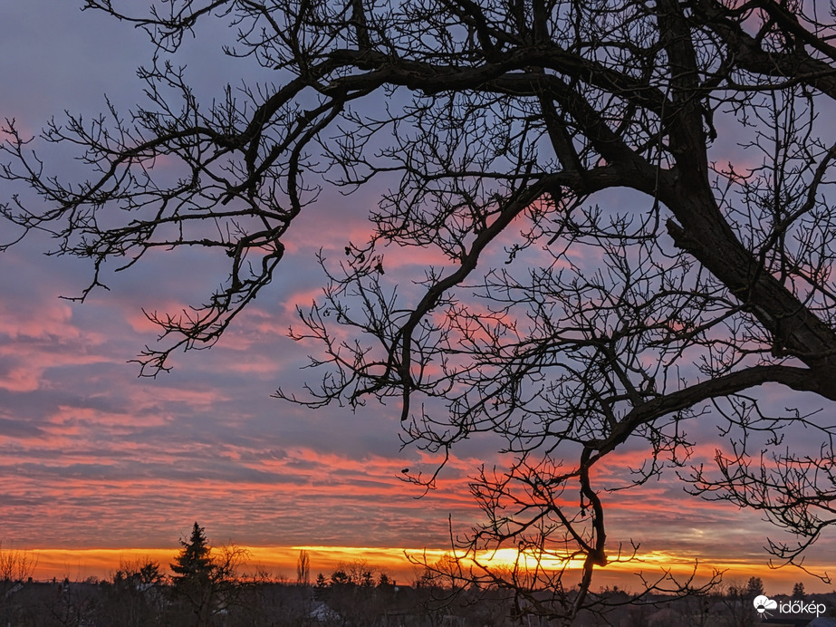 Ma is volt egy kis szín