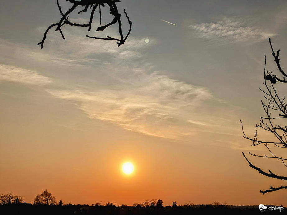Polgárdi, Szaharai poros 
