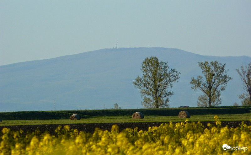 Jászjákóhalmáról a Kékestető