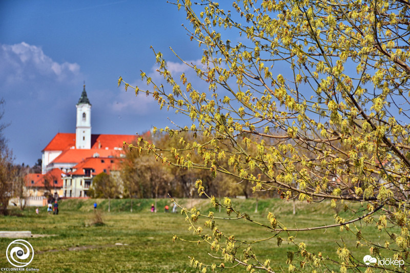 Vác