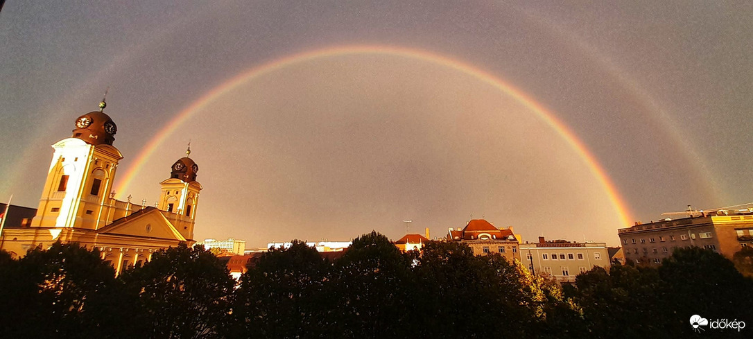 Október végi szivárvány