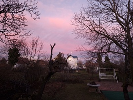 Rózsaszínre festett felhők