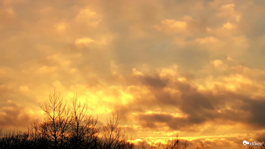 Naplementés varázslat