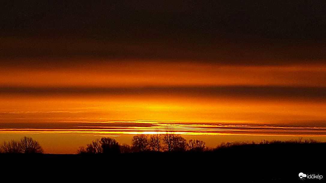 Napkelte Császáron