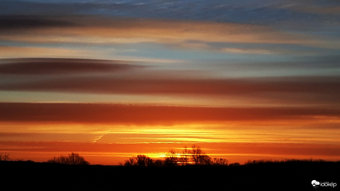 Varázslatos napkelte