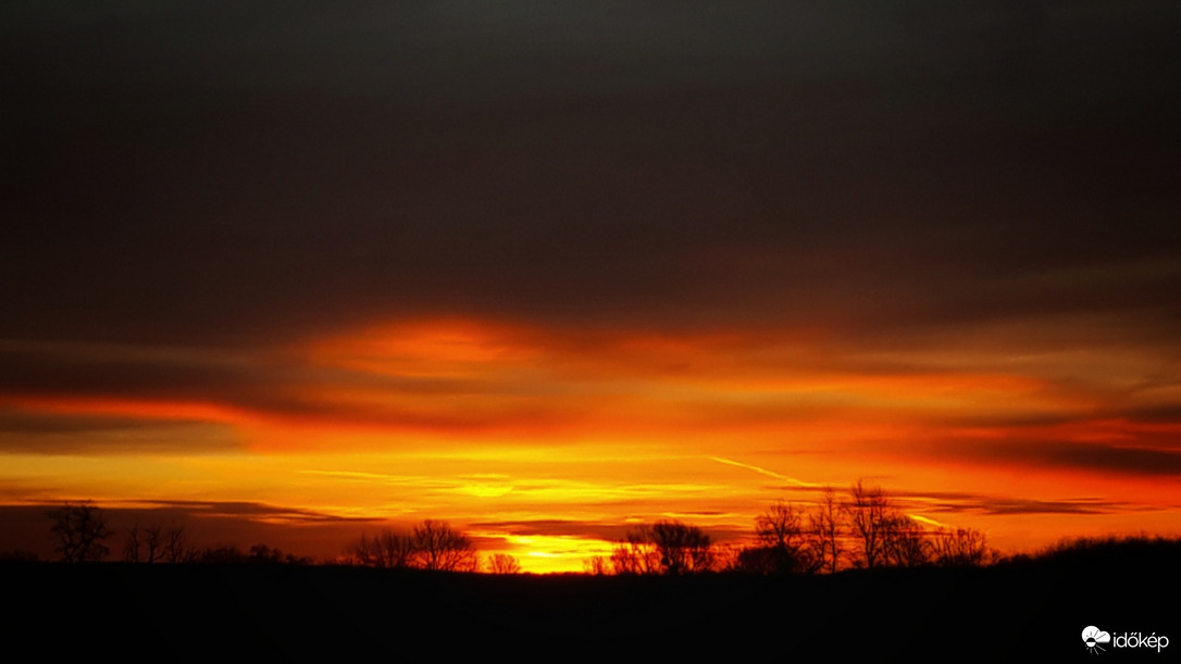 Festői napkelte Császáron 02.06.