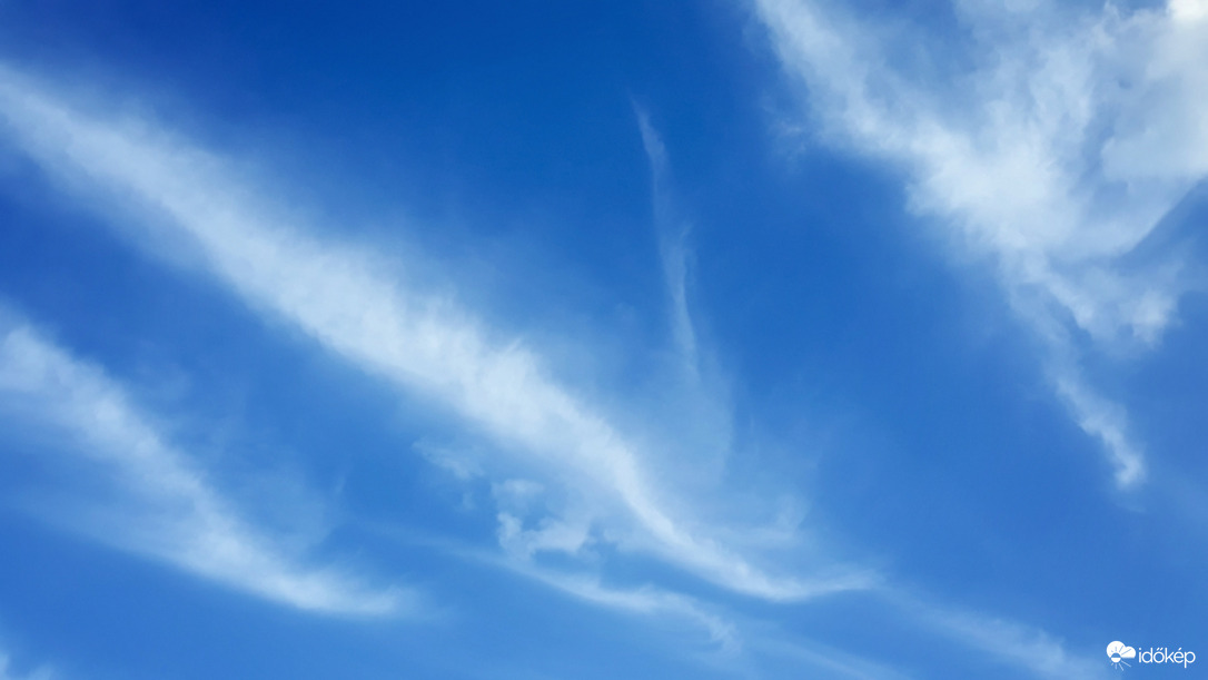 Cirrusok a délutánban 02.16.