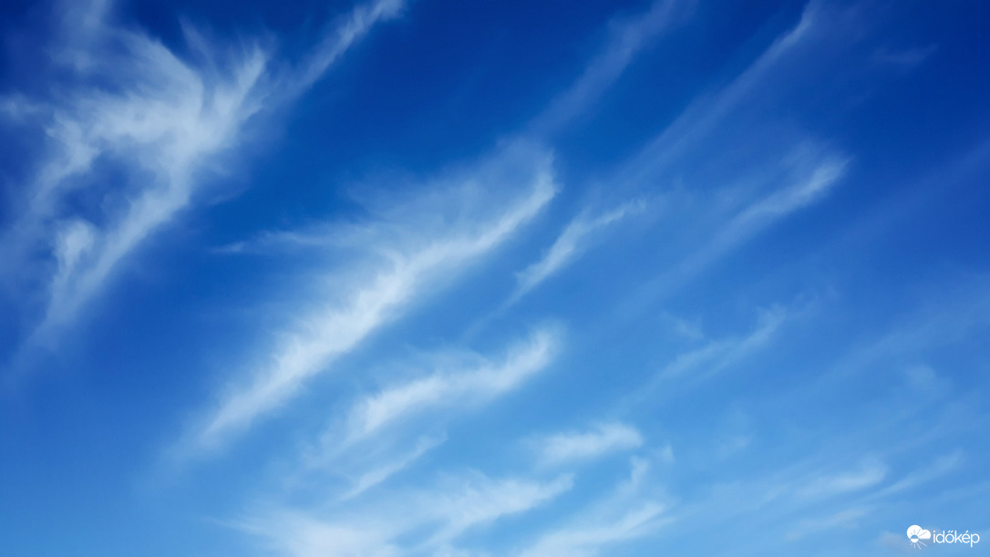 Cirrusok a délutánban 02.16.