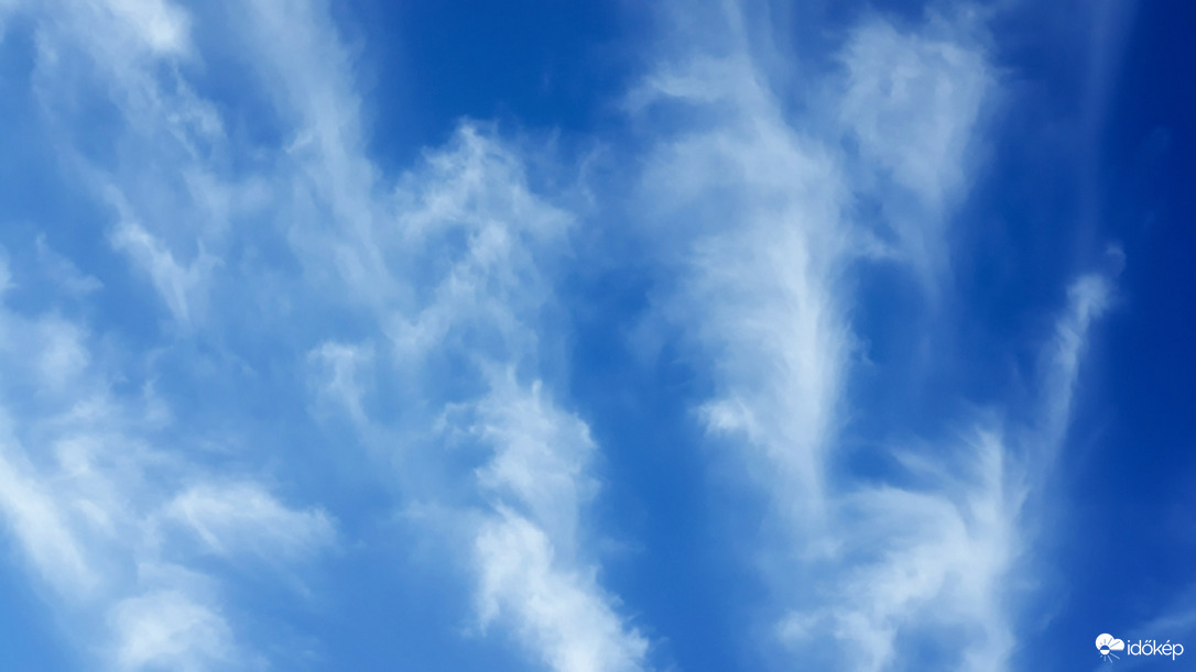Cirrusok a délutánban 02.16.
