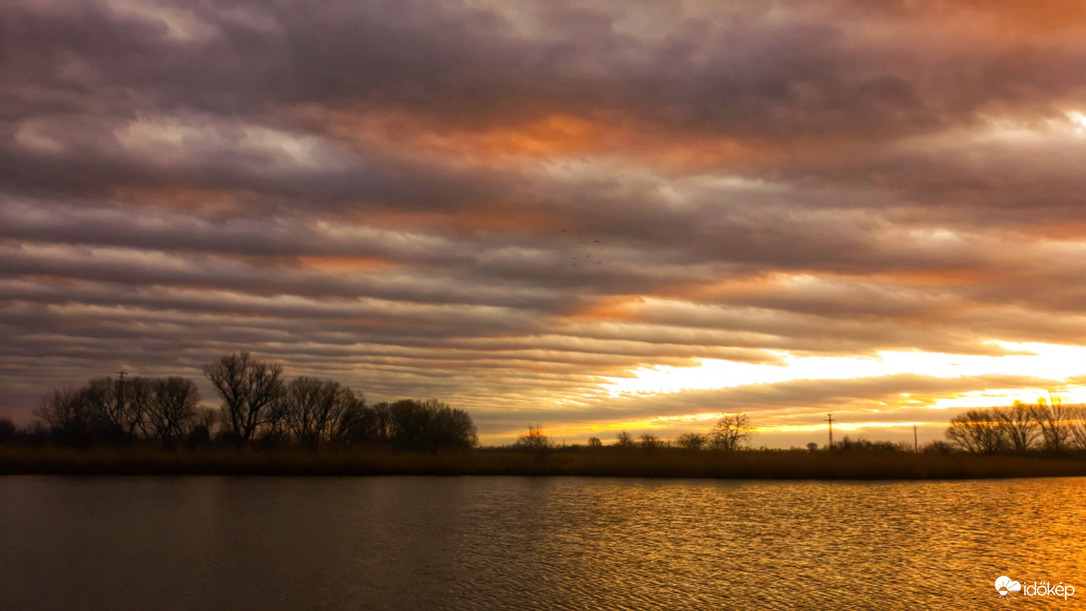 Látványos napkelte 02.19.