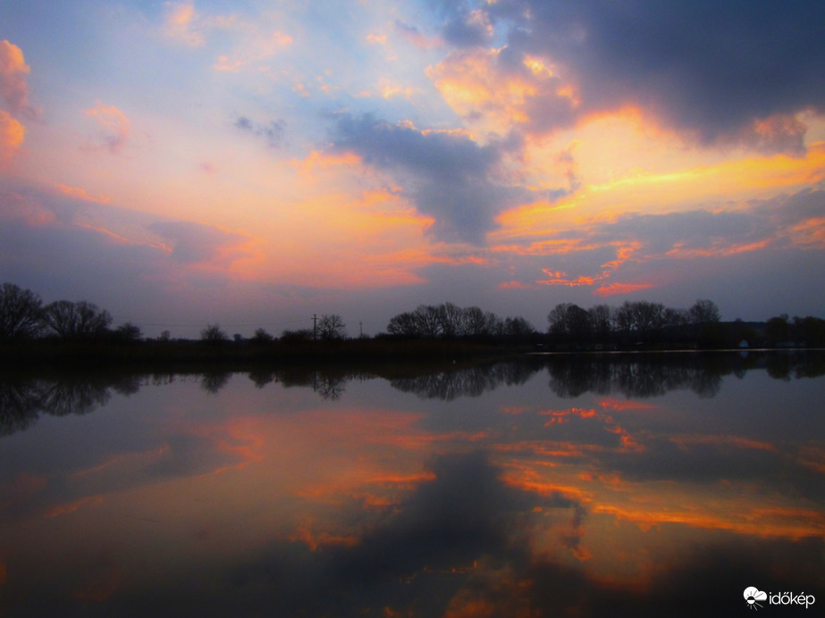 Napkeltés tükröződés