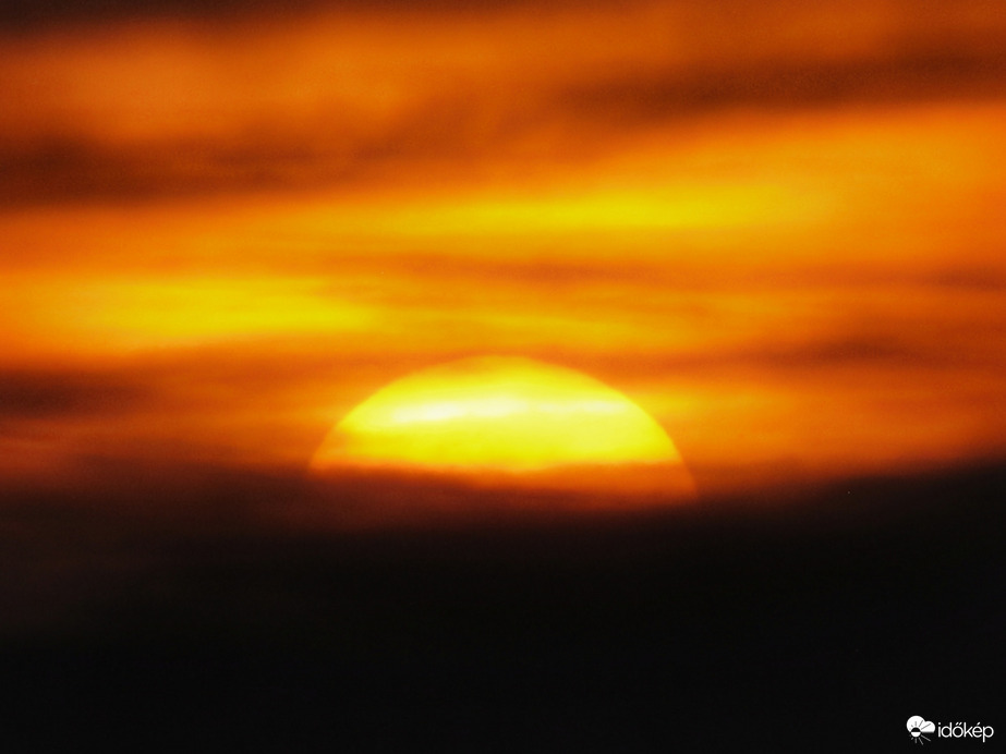 Varázslatos naplemente