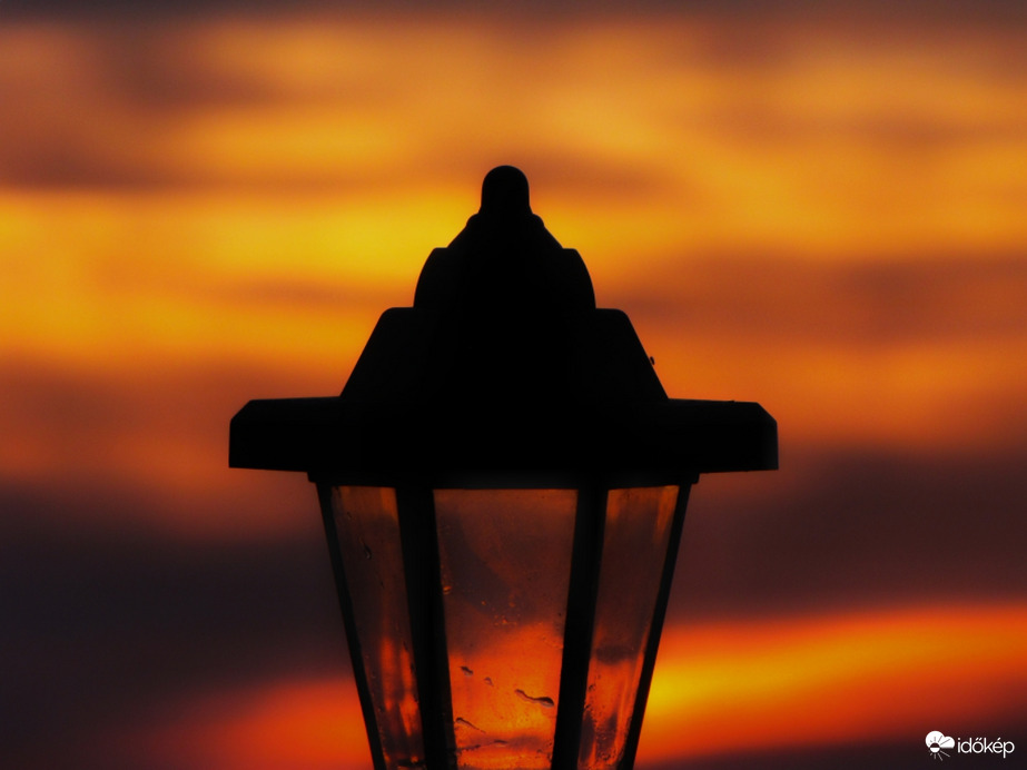 Naplementés sziluett