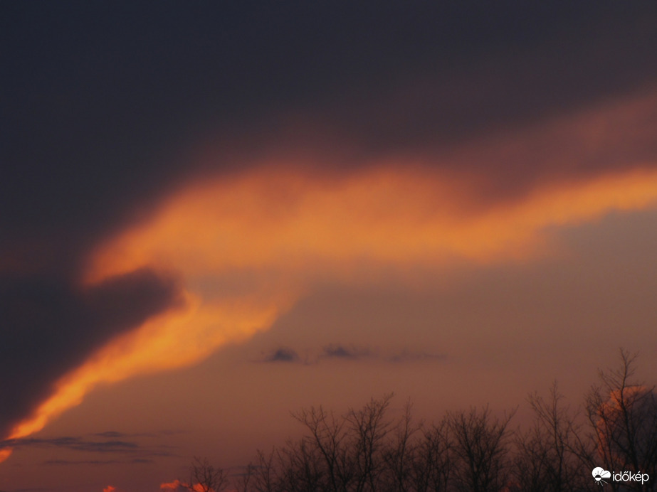 Záporok okozta naplemente