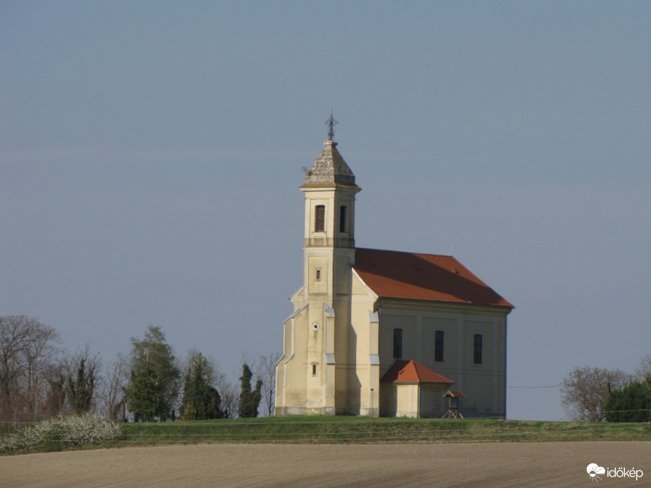 Szákszend
