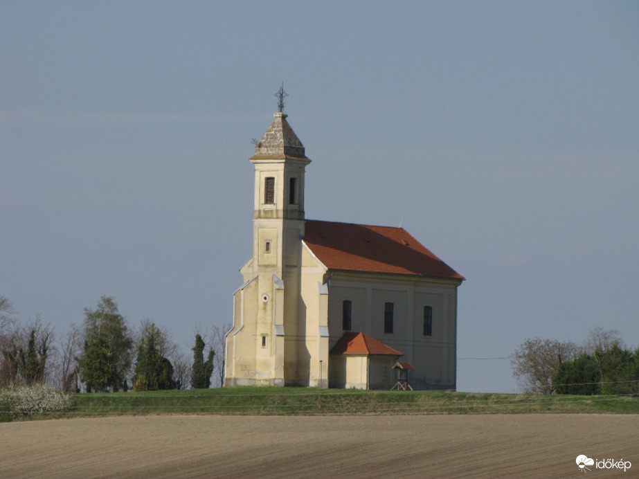 Szákszend