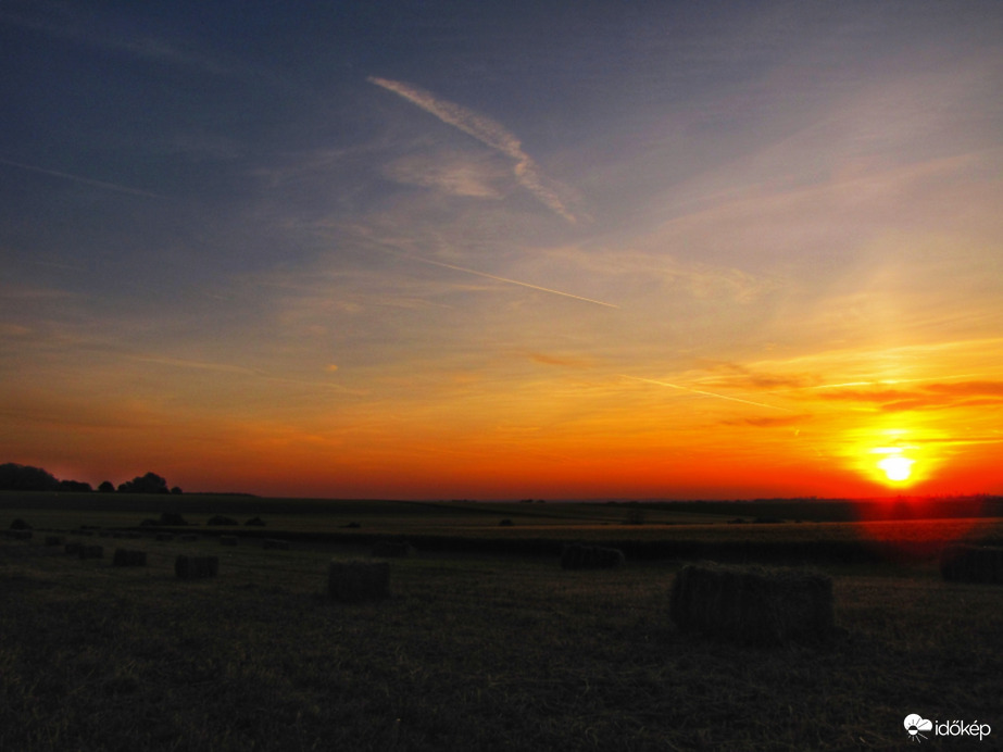 Naposzlop a naplementében