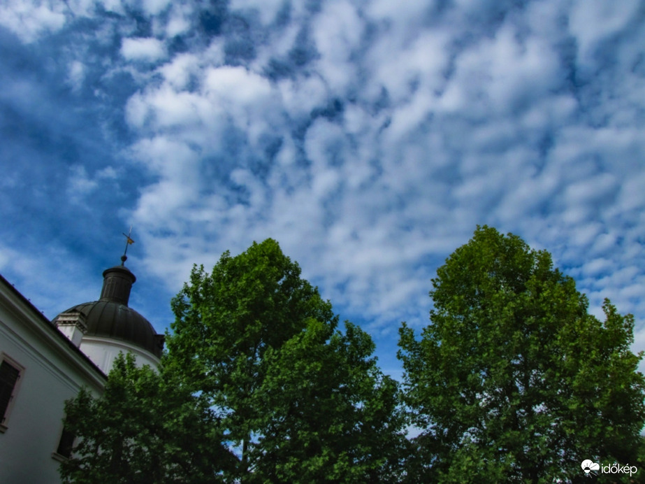 Felhős pillanatok a Gödöllői Grassalkovich-kastély parkjában