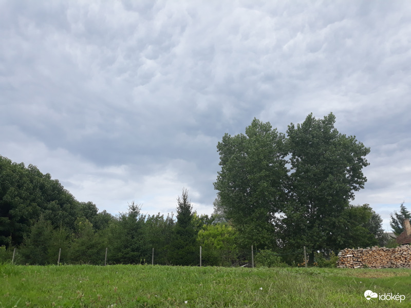 Mammatus felhők a Szigetköz felett!