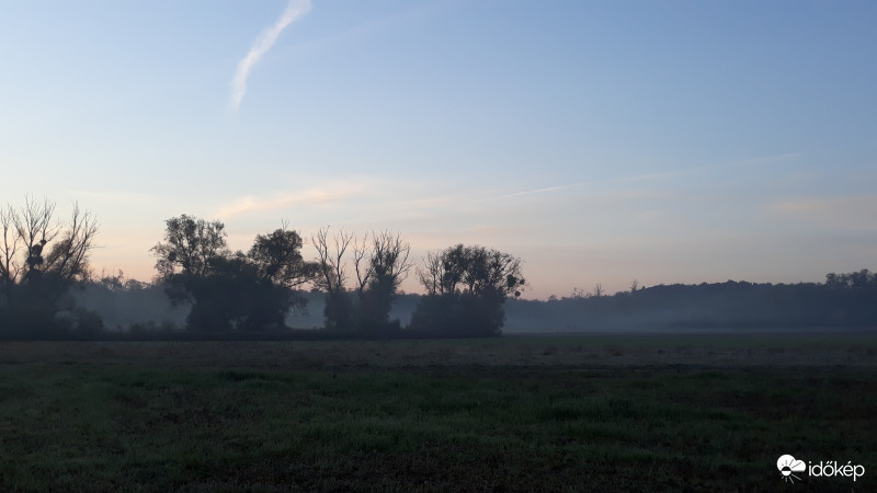 Napkelte ideji ködtenger