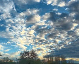 Scattered clouds 