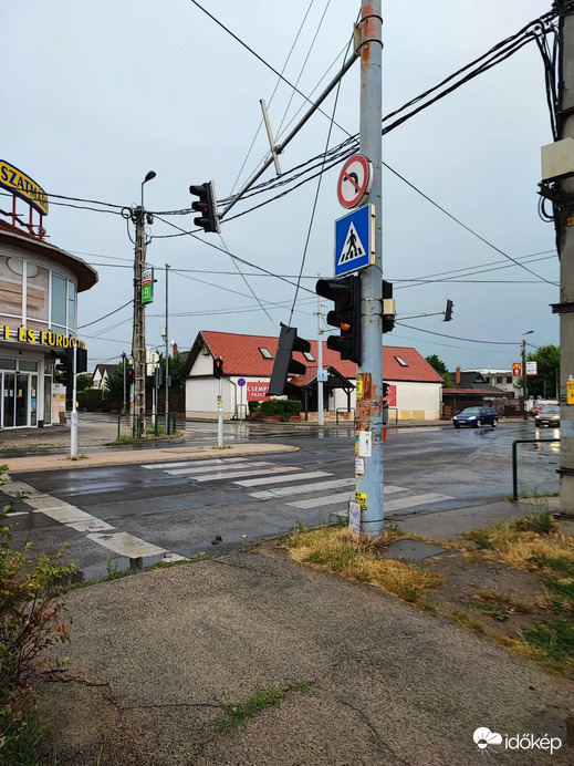Leszakad làmpa