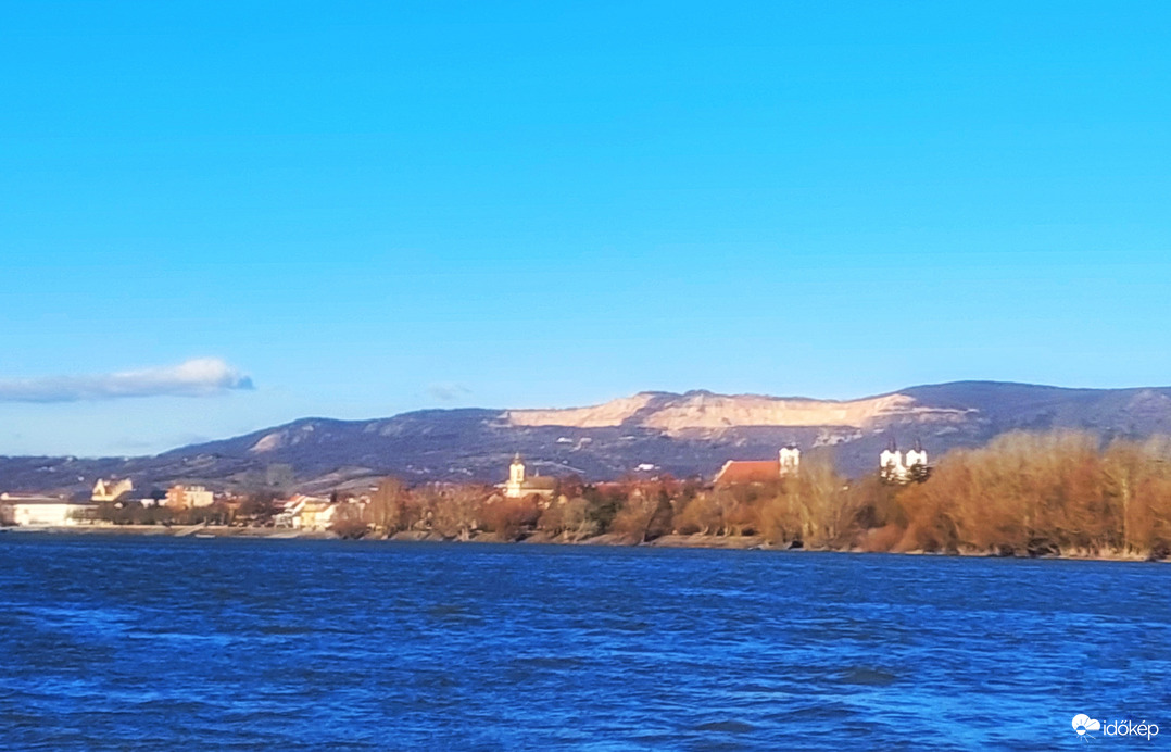 Naszály