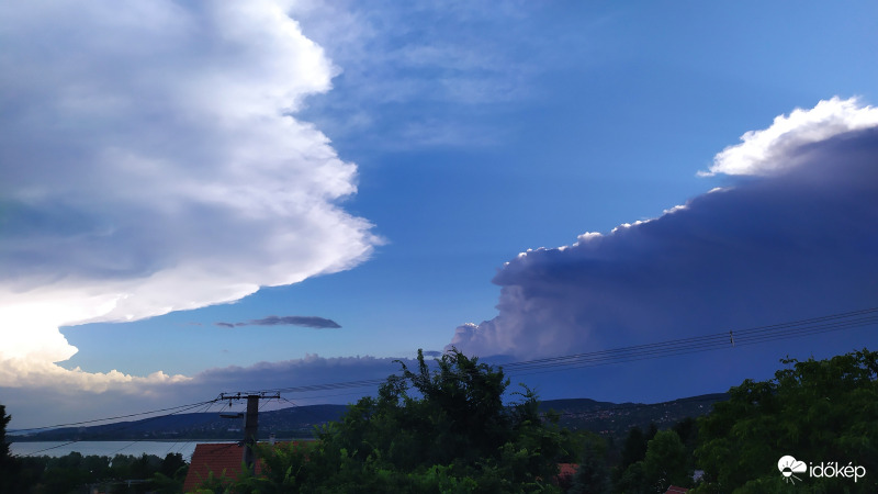 "Észak és Dél találkozása"