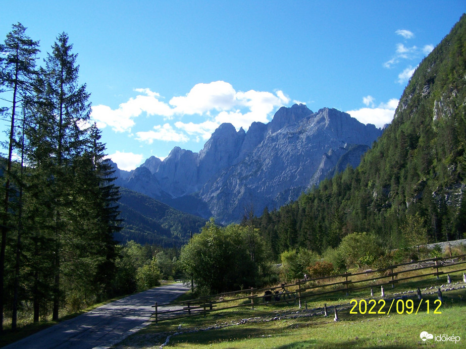 Valbruna Júliai Alpok Italy