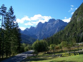 Valbruna Júliai Alpok Italy