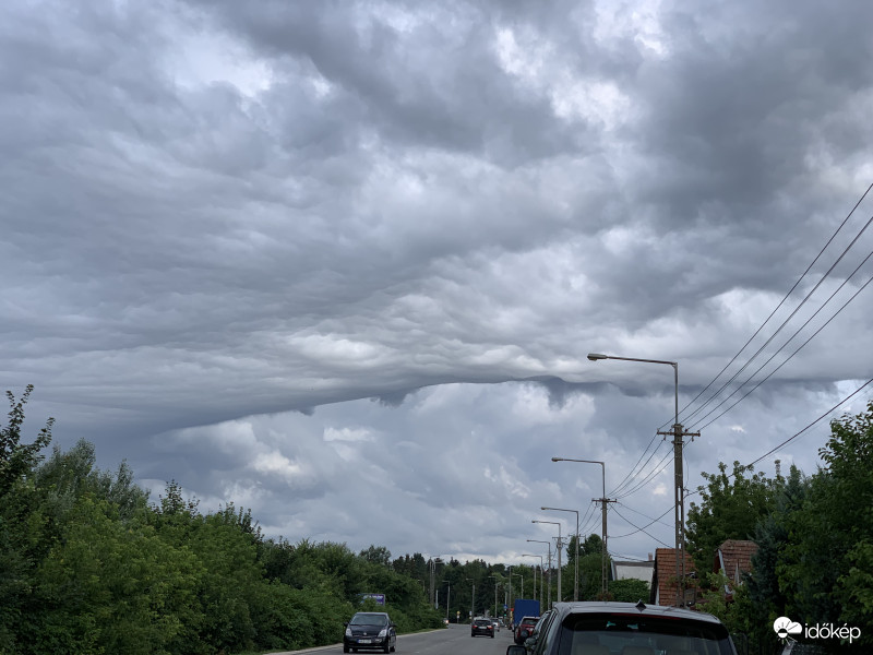 Felhőfront
