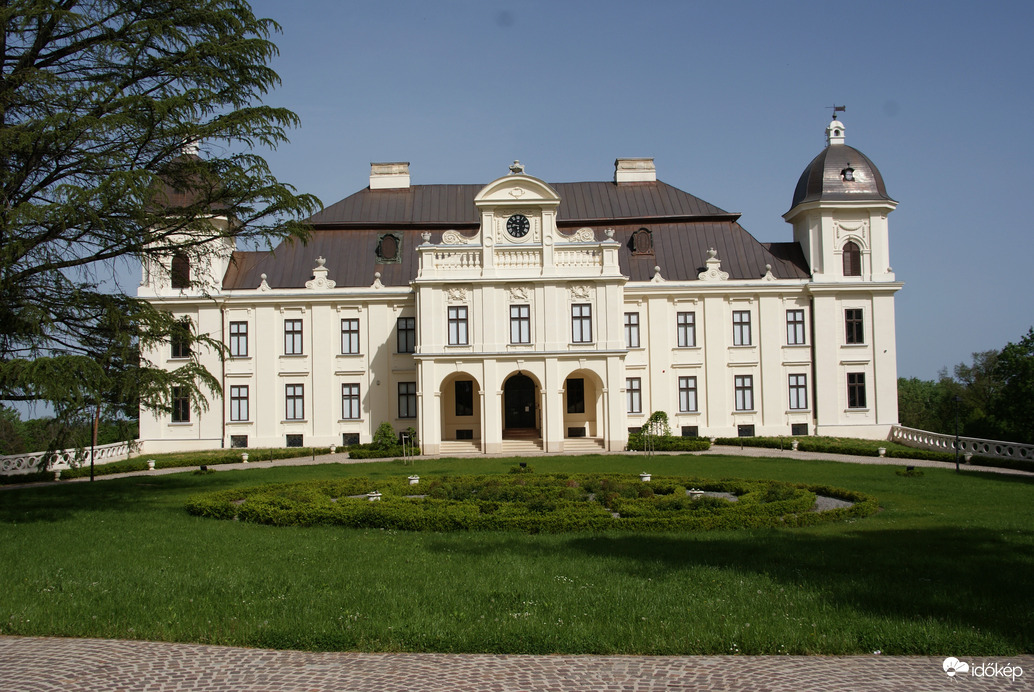 Pejácsevich - kastély Nasice Horvátország 
