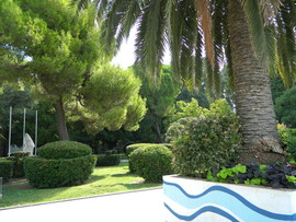 Pula kikötő melletti park 