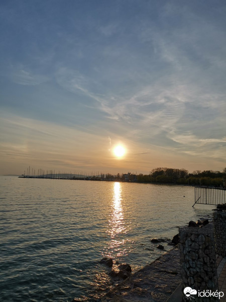 Balatonkenese