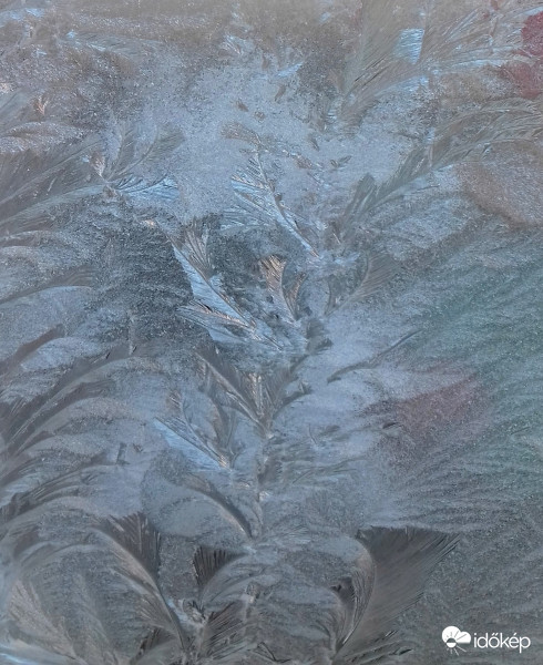 Jégrajzolta ablakdísz 1.