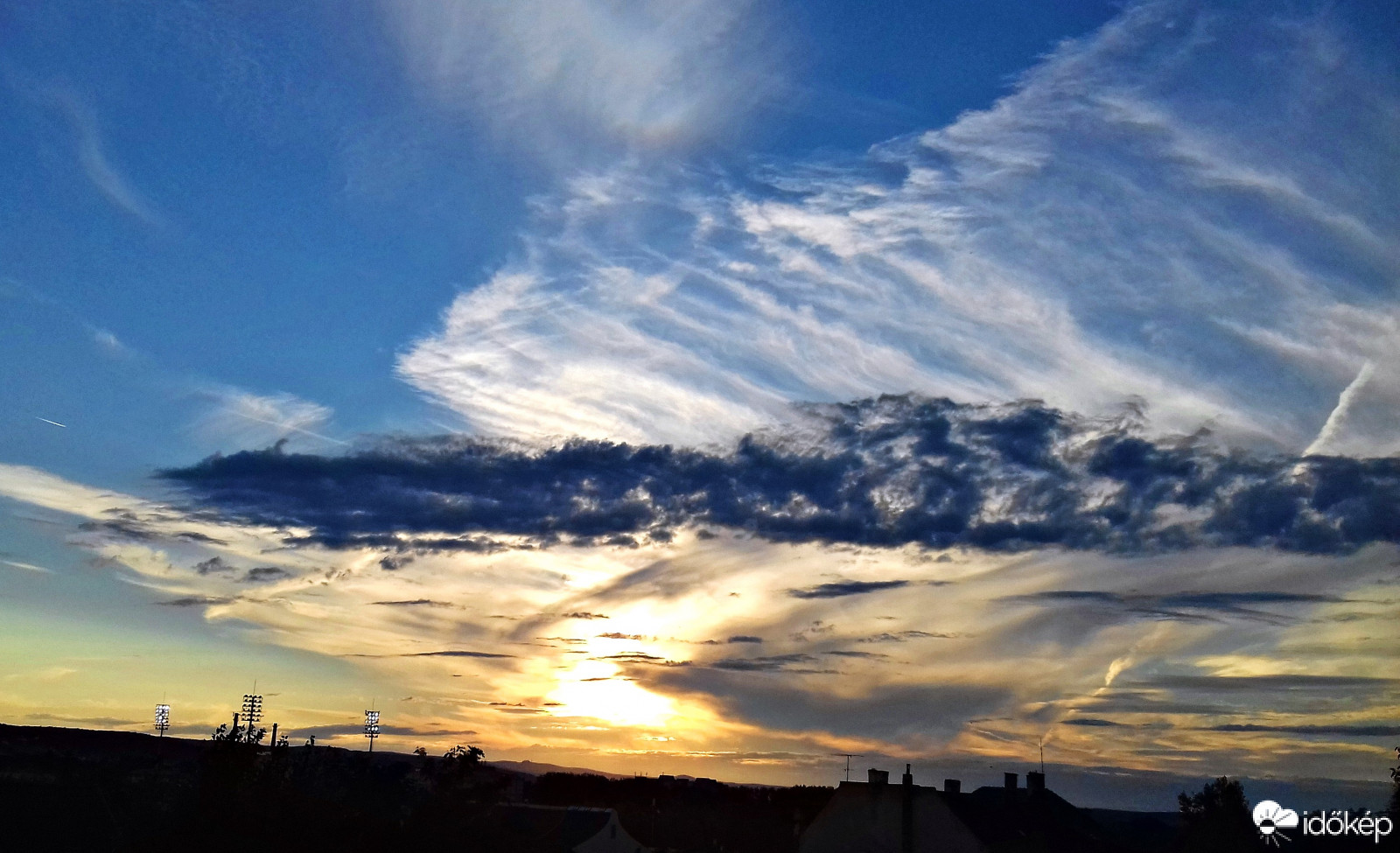 Egy fátyolos naplemente 2. :)