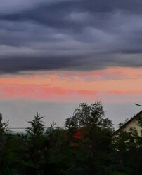 Naplemente keleten