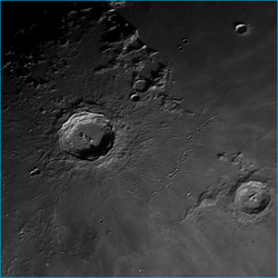 Copernicus & Eratosthenes kráterek környéke