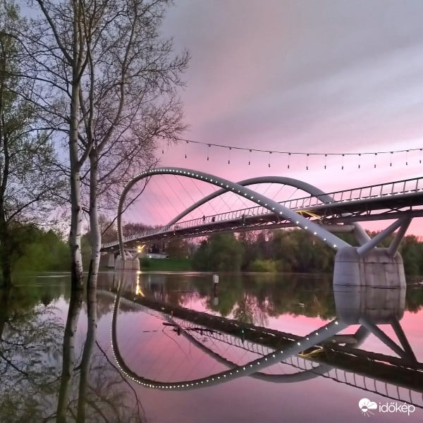 Tiszavirág híd Szolnok 