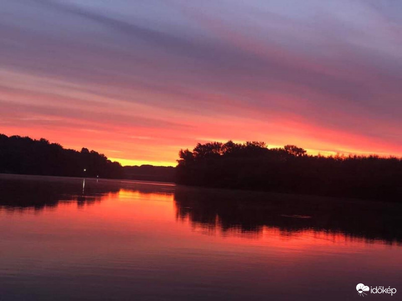 TISZA  Reggel